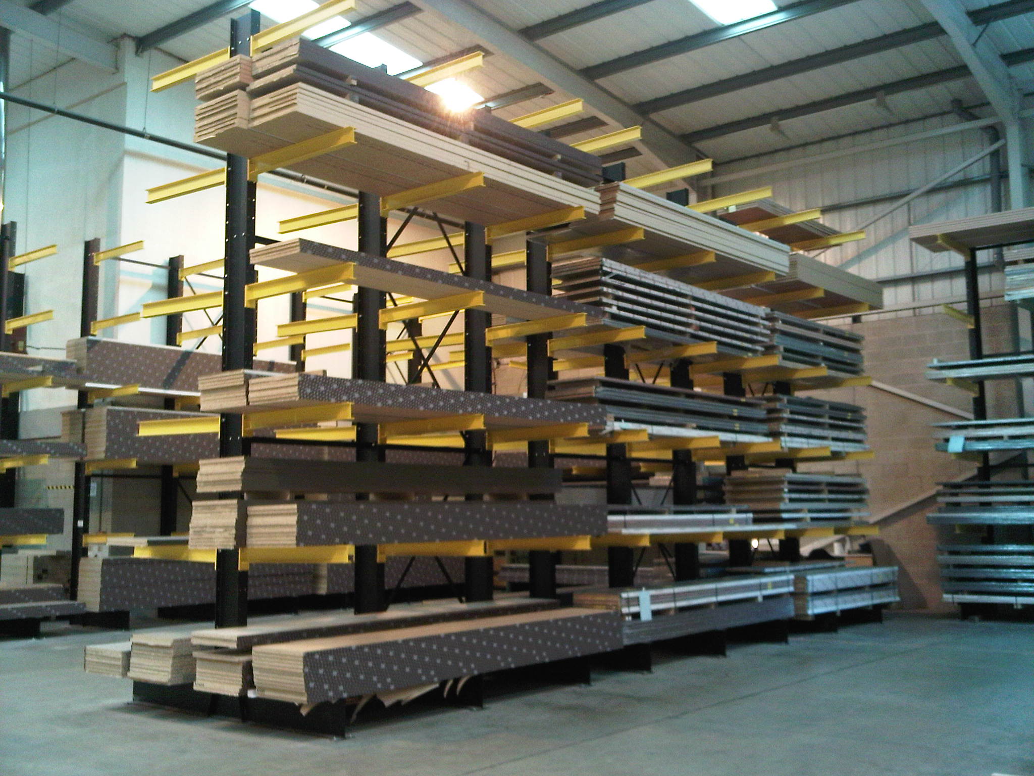 Ultra heavy duty and cantilever shelving OfficeSTOR